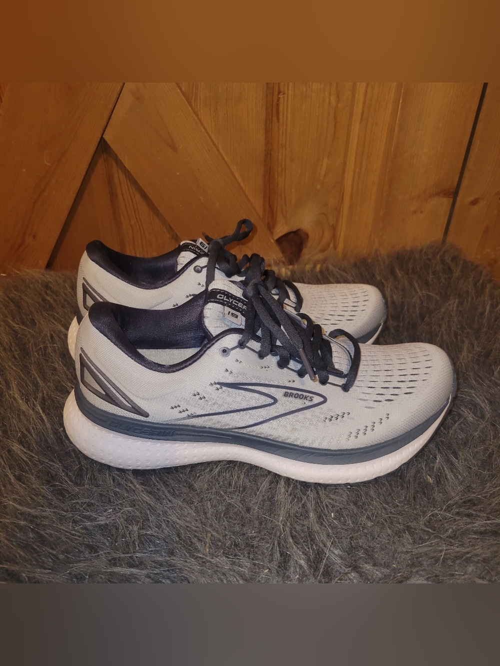 Sold Out - Picture 3 of 13